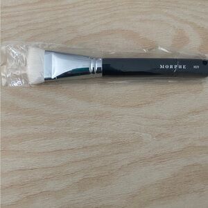 Morphe M579 pro flat contour brush